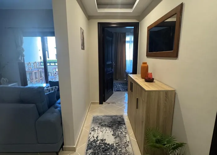 Sahl Hasheesh Finest - Gravity Beachfront Family 2 Bedroom - Non Egyptian Only Garden Pools View Gurdaka