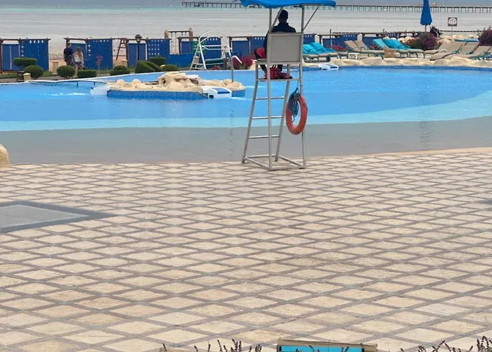 Sahl Hasheesh Finest - Gravity Beachfront Family 2 Bedroom - Non Egyptian Only Garden Pools View Apartman